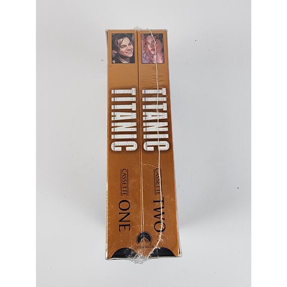 TITANIC - Widescreen - Digitally Mastered - Sealed New VHS Film Movie - Picture 2 of 6